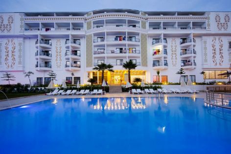 Maya World Park Hotel