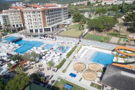 Ramada Resort by Wyndham Kusadasi & Golf